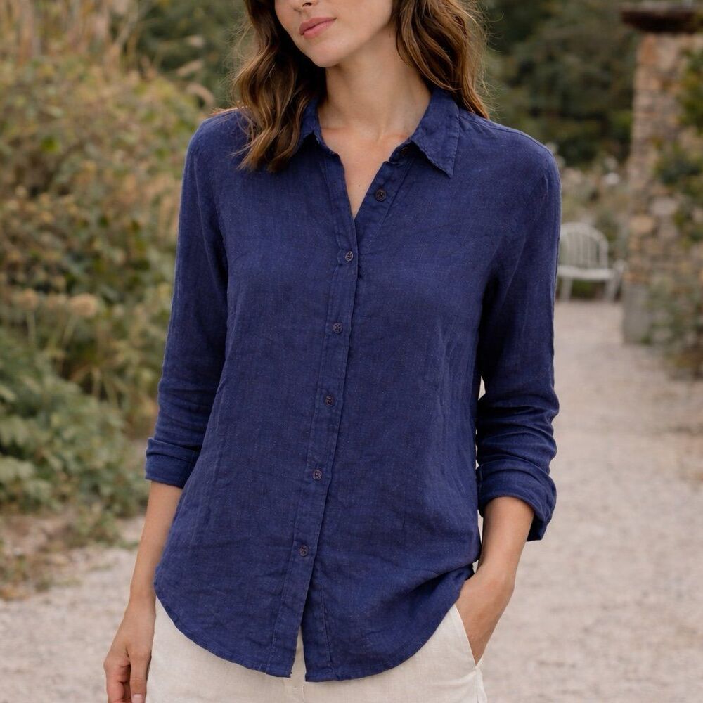 CP Shades Linen Button Up Shirt in Navy Blue Size Medium